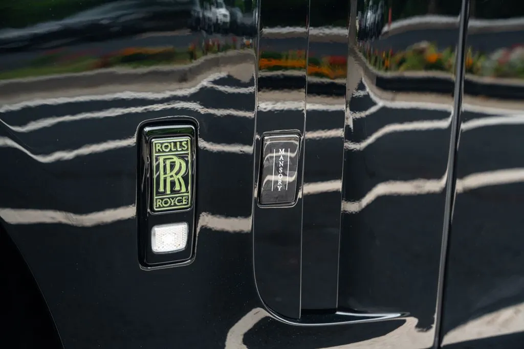 2023 Rolls-Royce Phantom Base - Photo 26