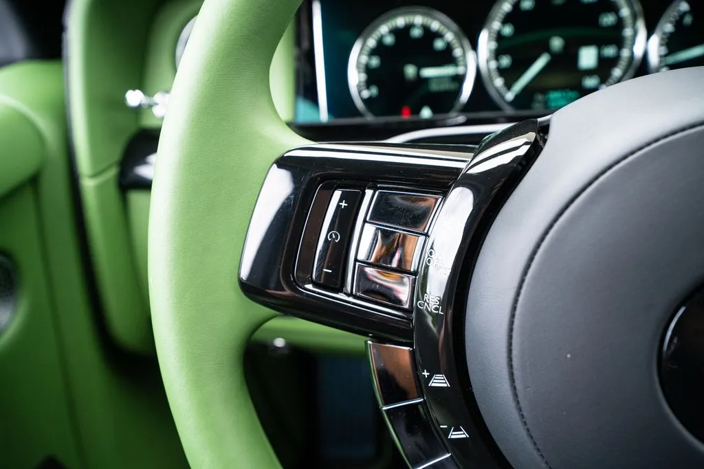 2023 Rolls-Royce Phantom Base - Photo 37