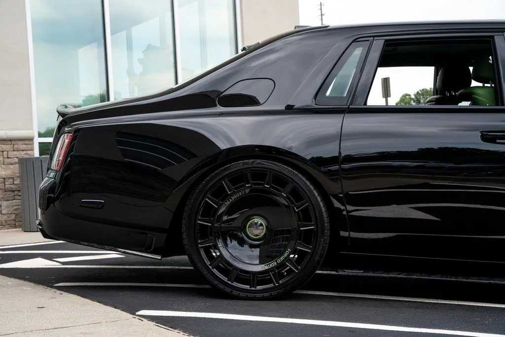 2023 Rolls-Royce Phantom Base - Photo 14