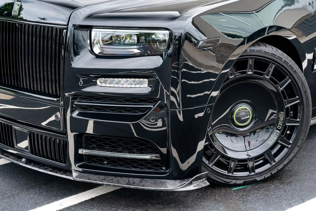 2023 Rolls-Royce Phantom Base - Photo 3