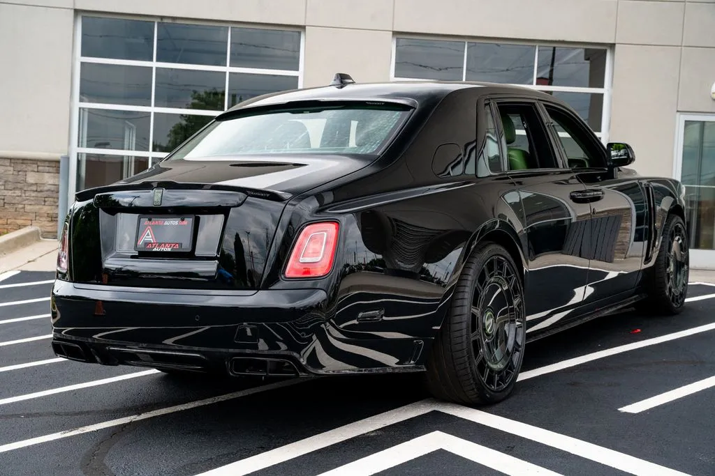 2023 Rolls-Royce Phantom Base - Photo 15