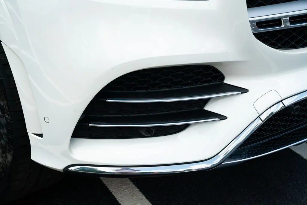 Mercedes-Benz GLS photo 10