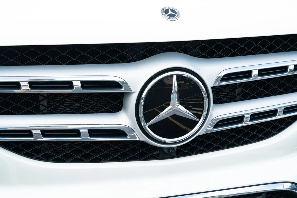 Mercedes-Benz GLS photo 6