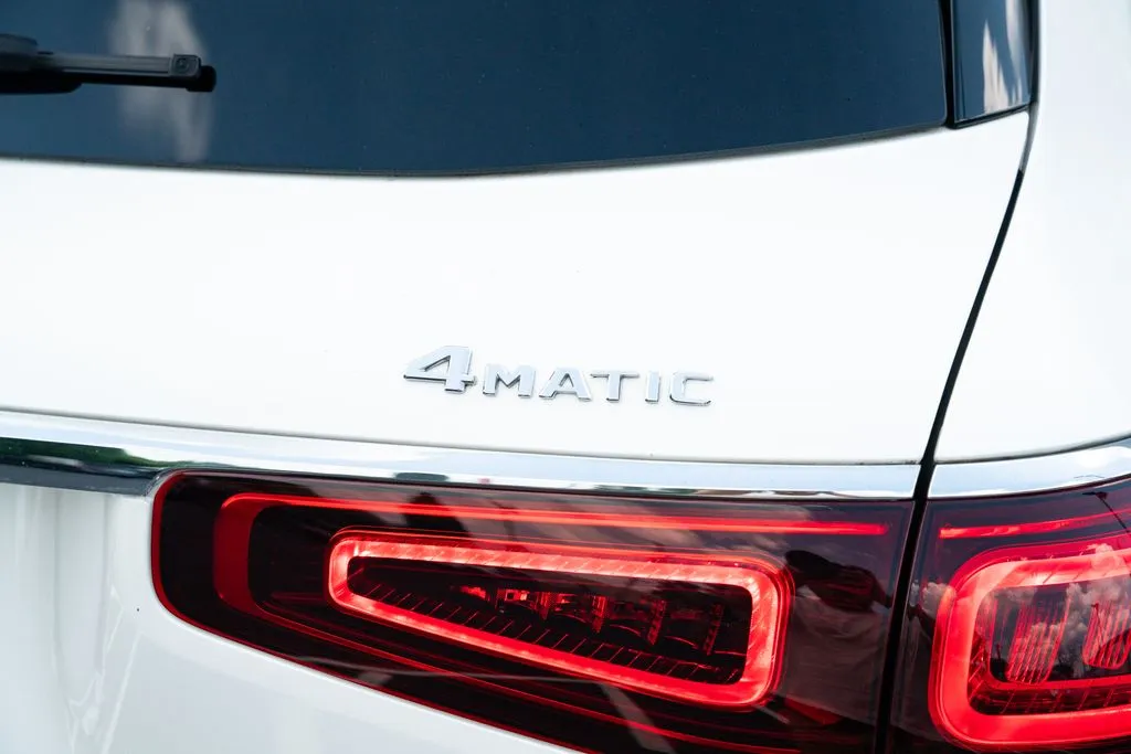 Mercedes-Benz GLS photo 14