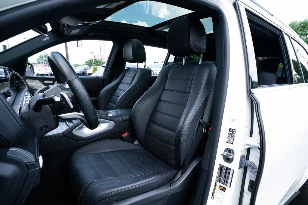 Mercedes-Benz GLS photo 29