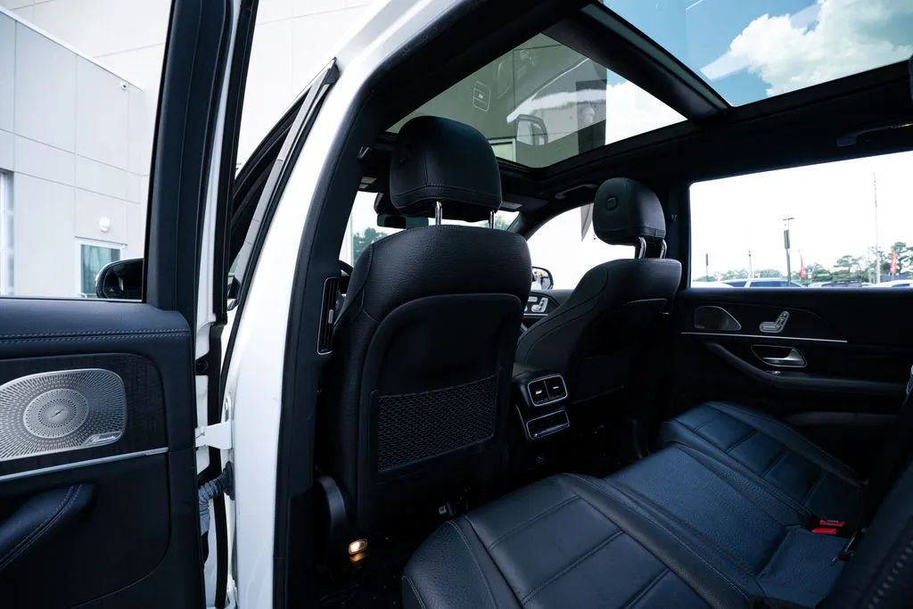 Mercedes-Benz GLS photo 45