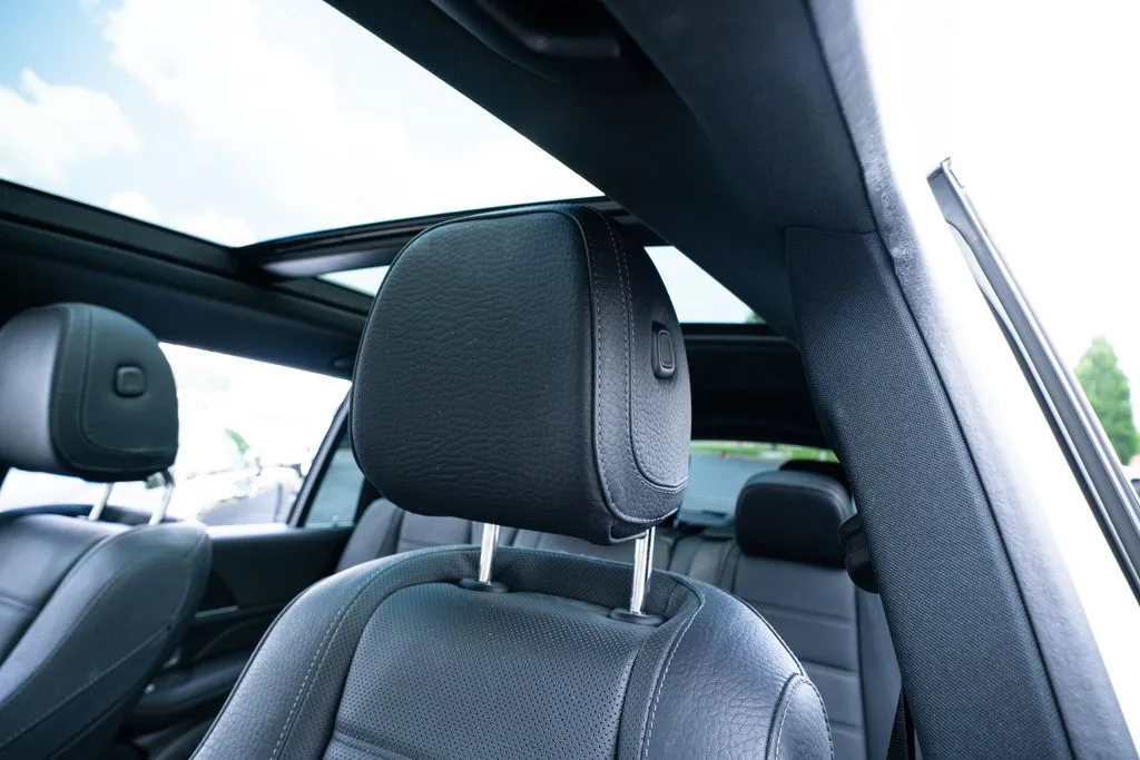 Mercedes-Benz GLS photo 30