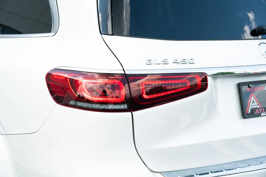 Mercedes-Benz GLS photo 18