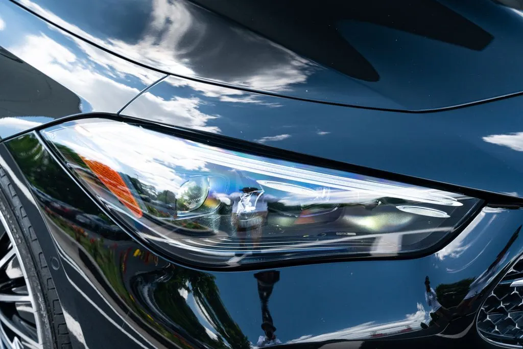 Mercedes-Benz CLE photo 9