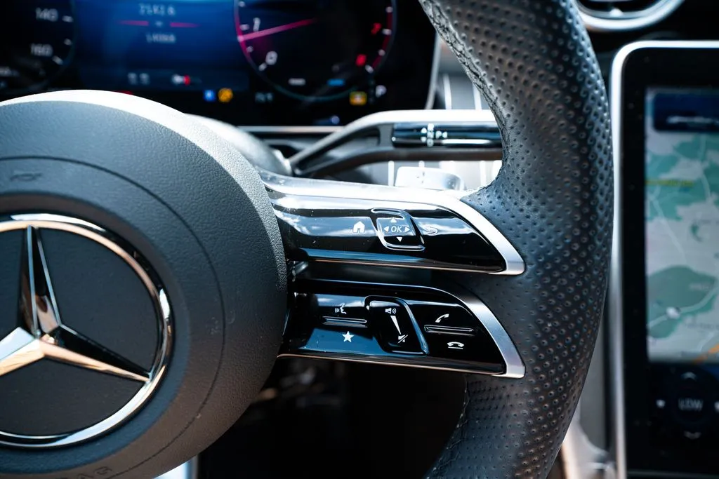 Mercedes-Benz CLE photo 37