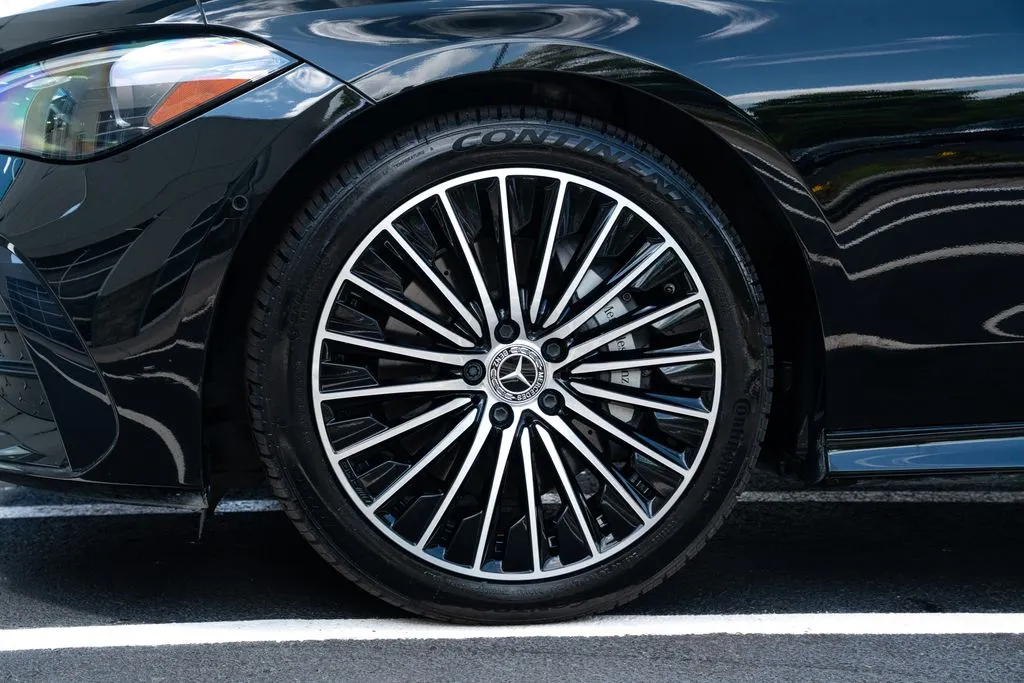 Mercedes-Benz CLE photo 25