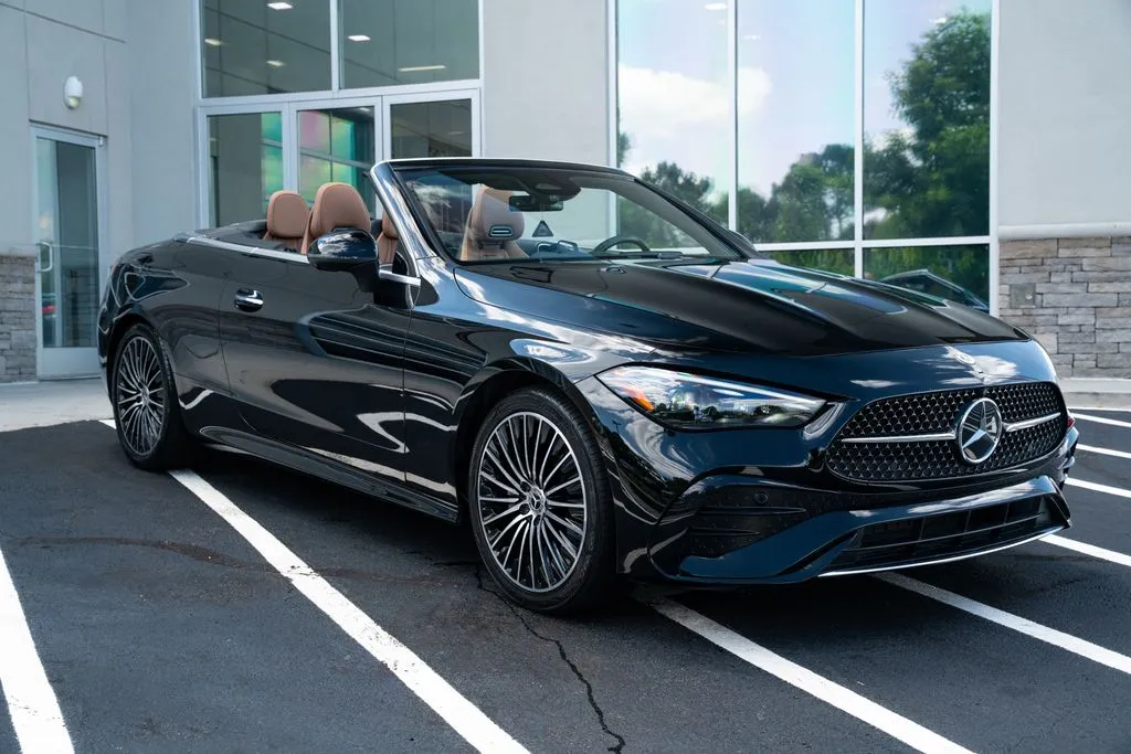 Mercedes-Benz CLE photo 8
