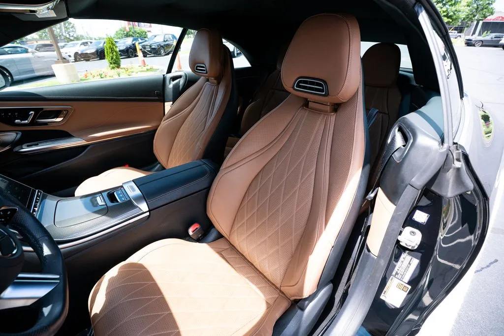 Mercedes-Benz CLE photo 33