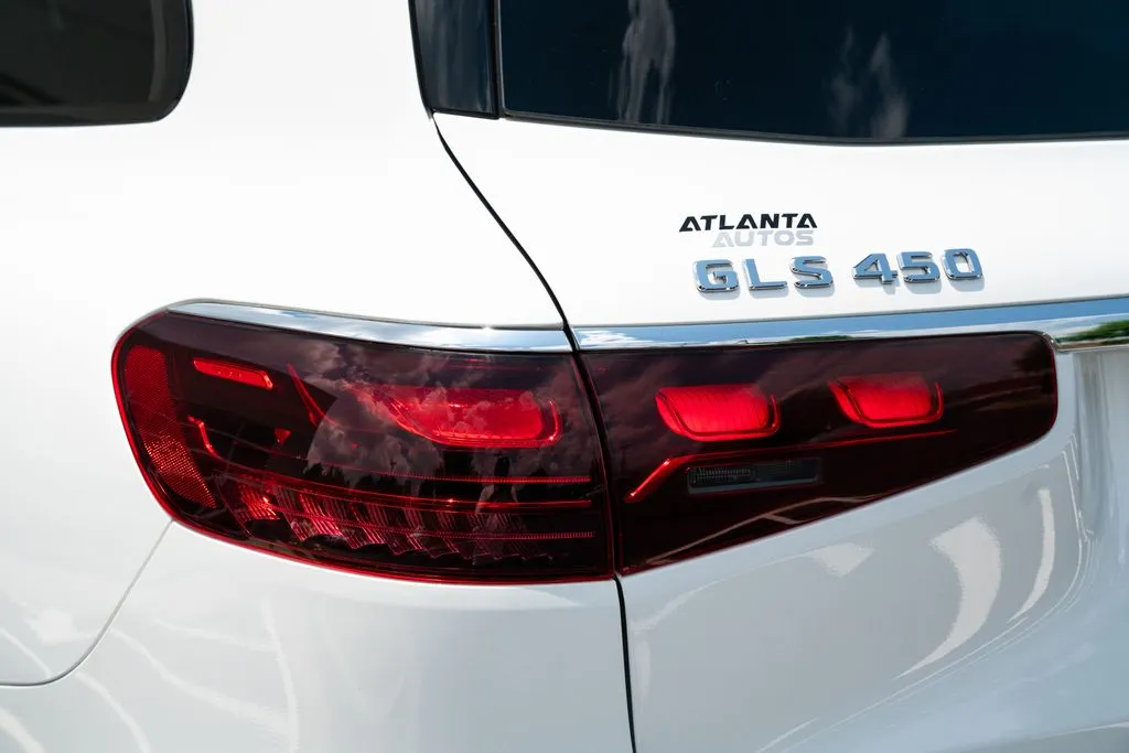 Mercedes-Benz GLS photo 16