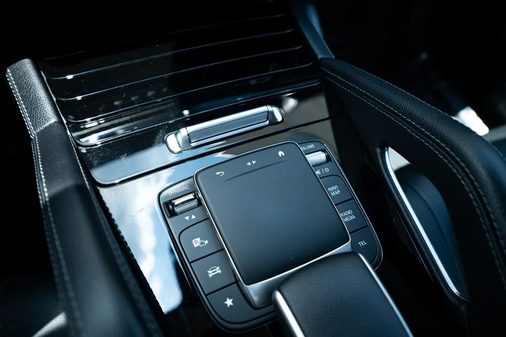 Mercedes-Benz GLS photo 39
