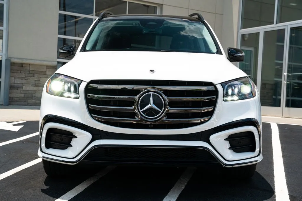 Mercedes-Benz GLS photo 4