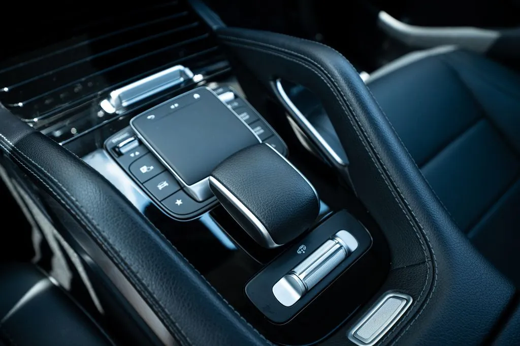 Mercedes-Benz GLS photo 38