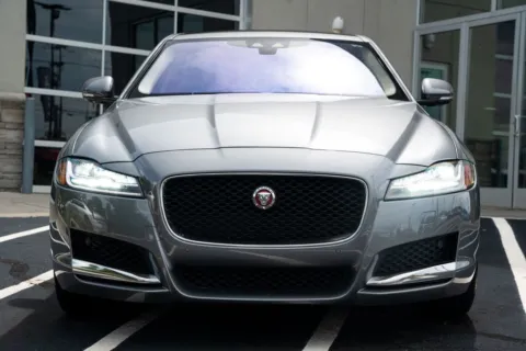 More photos of 2020 Jaguar XF 25t Premium at Atlanta Autos, GA