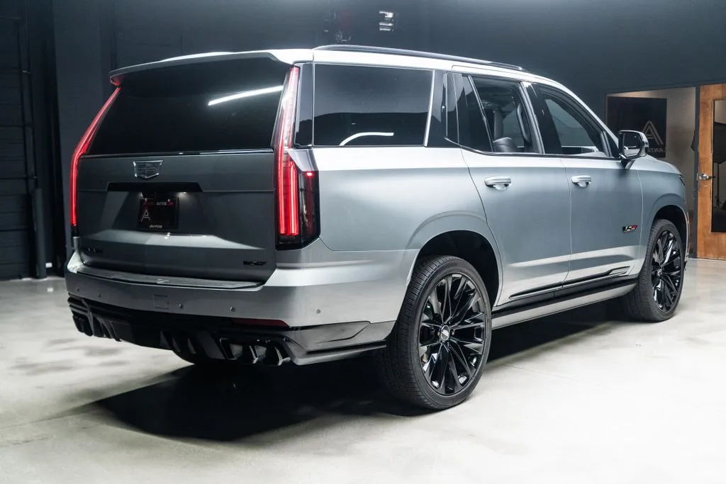Cadillac Escalade photo 16