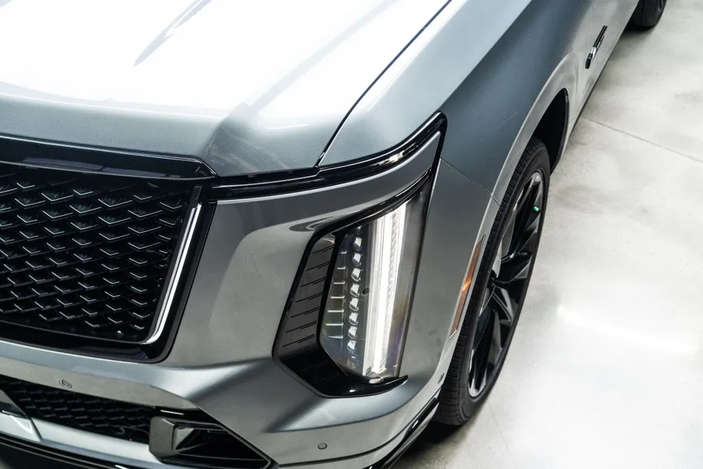 Cadillac Escalade photo 6