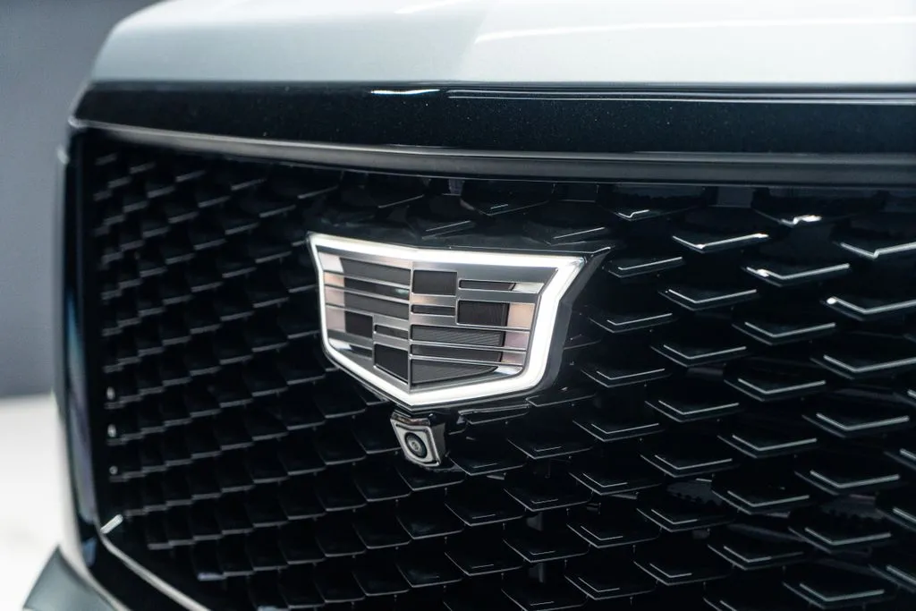 Cadillac Escalade photo 5