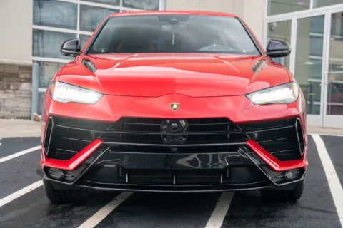 More photos of 2023 Lamborghini Urus S at Atlanta Autos, GA