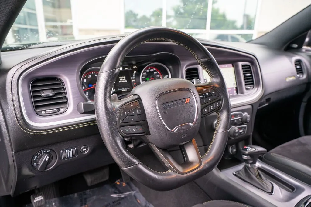 Dodge Charger photo 29