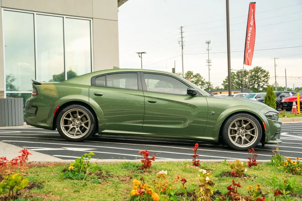 Dodge Charger photo 11