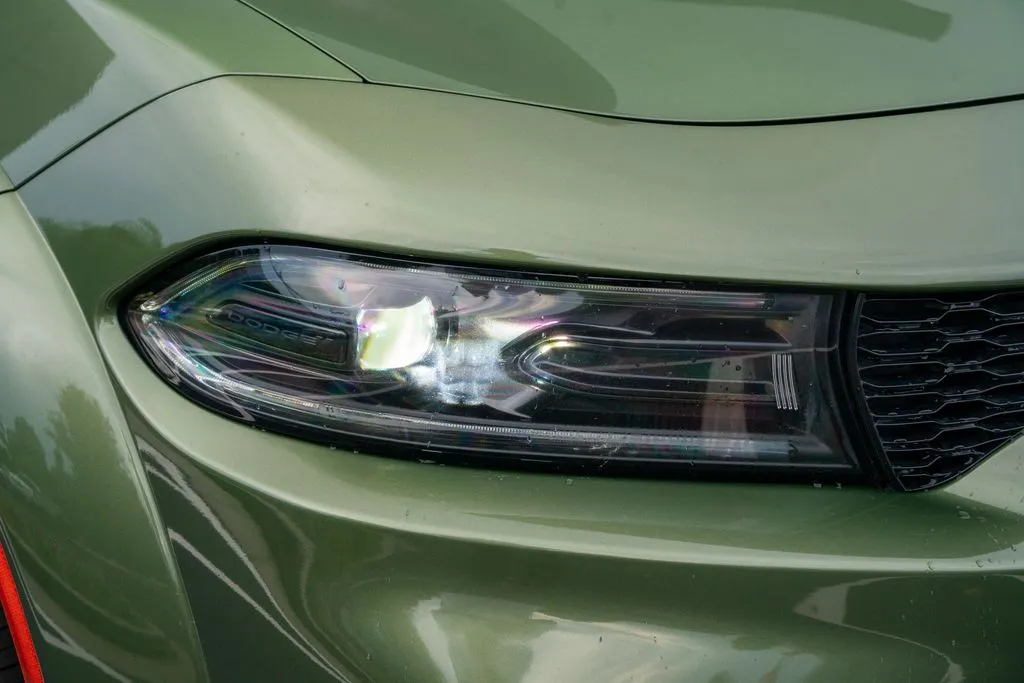 Dodge Charger photo 9