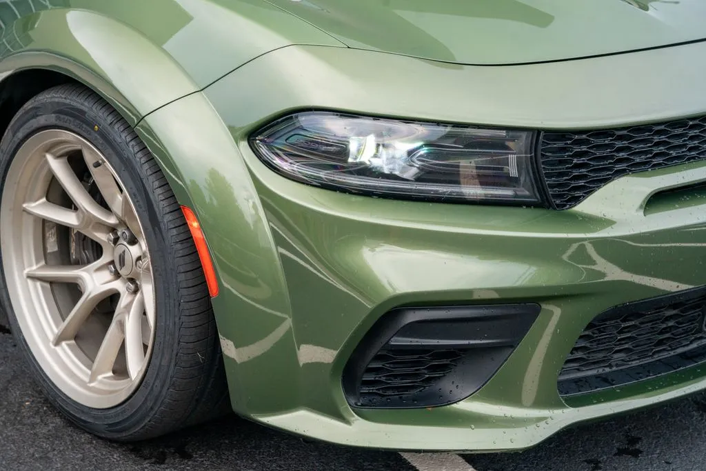 Dodge Charger photo 8