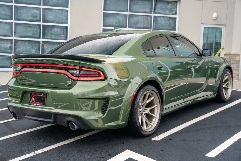 Dodge Charger photo 13