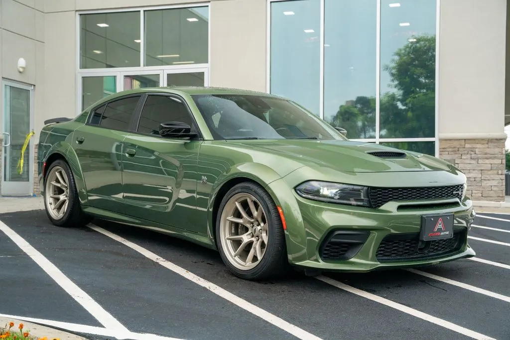 Dodge Charger photo 7