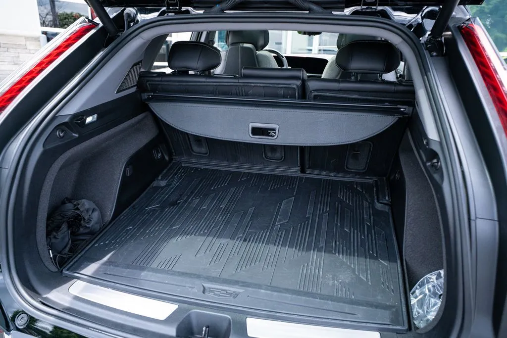 Cadillac OPTIQ photo 51