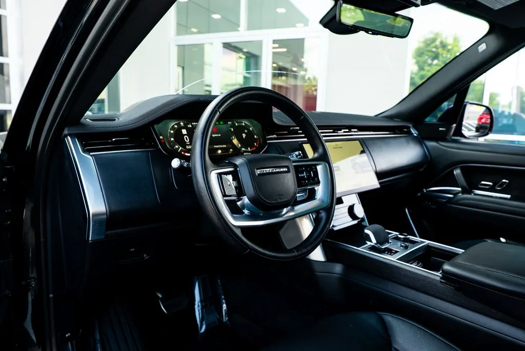 Land Rover Range Rover photo 22