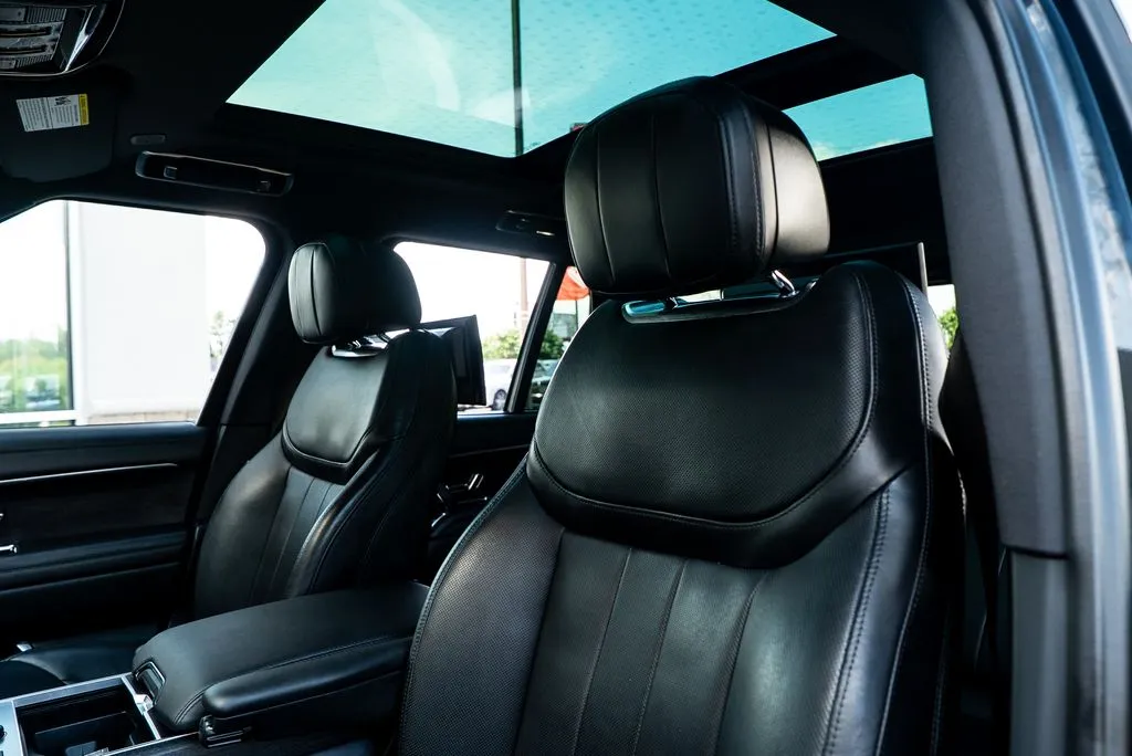Land Rover Range Rover photo 21