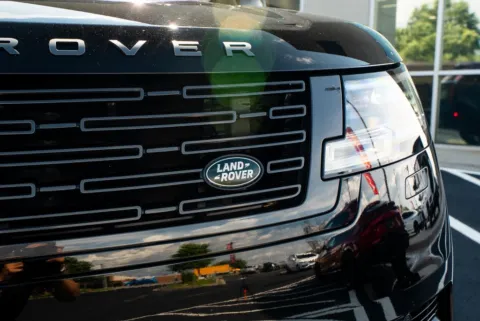 More photos of 2023 Land Rover Range Rover SE at Atlanta Autos, GA