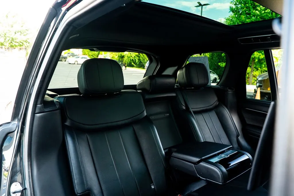 Land Rover Range Rover photo 40