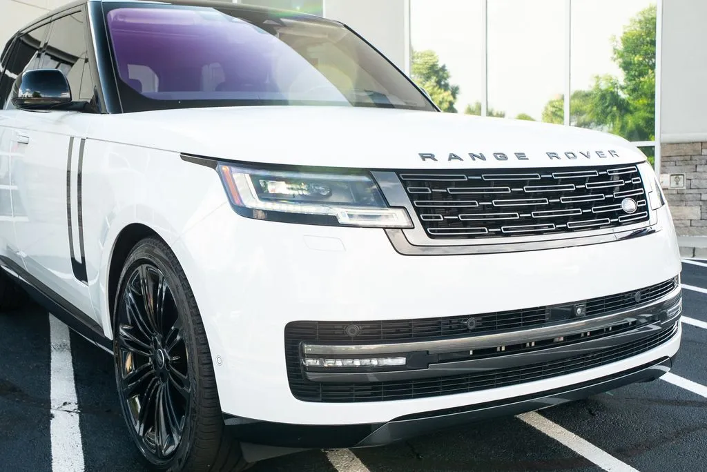 Land Rover Range Rover photo 6
