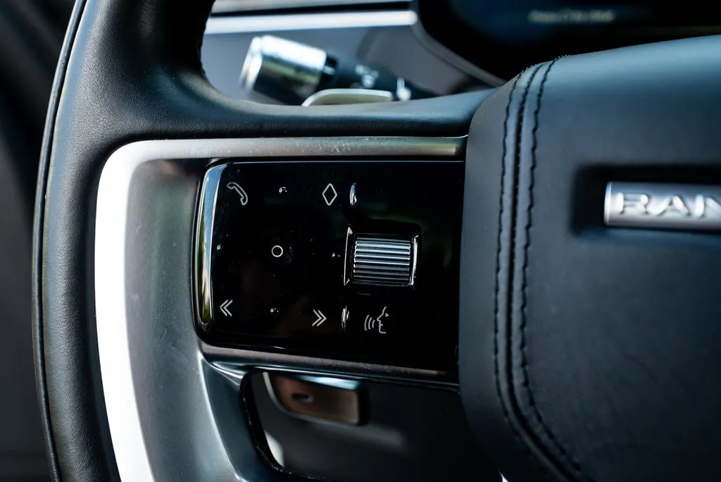 Land Rover Range Rover photo 25