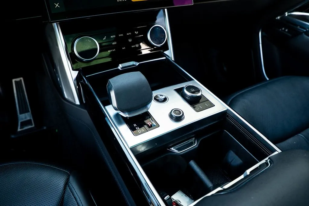 Land Rover Range Rover photo 30