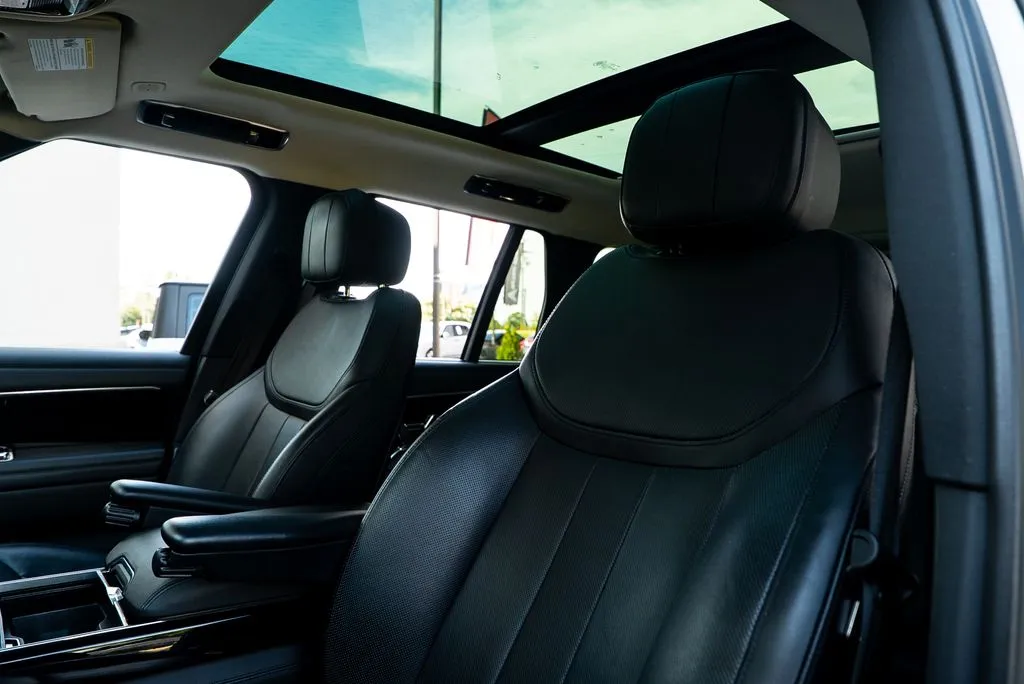 Land Rover Range Rover photo 21