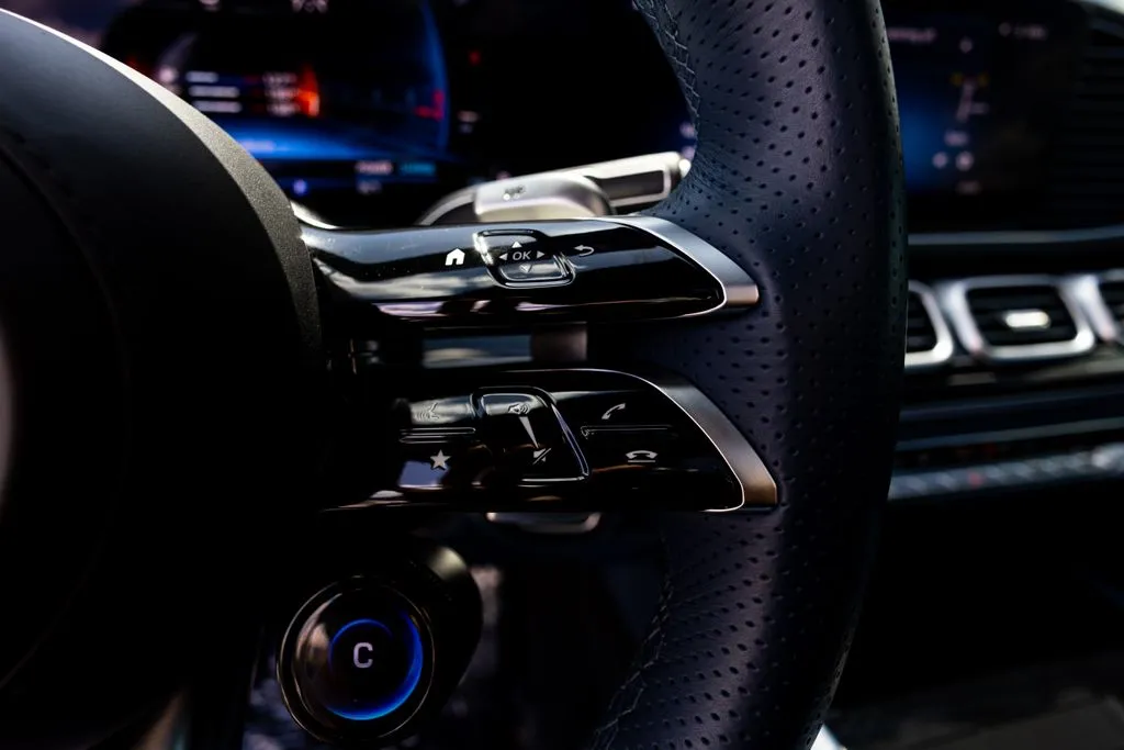 Mercedes-Benz GLE photo 32