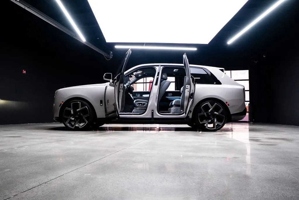 Rolls-Royce Cullinan photo 28