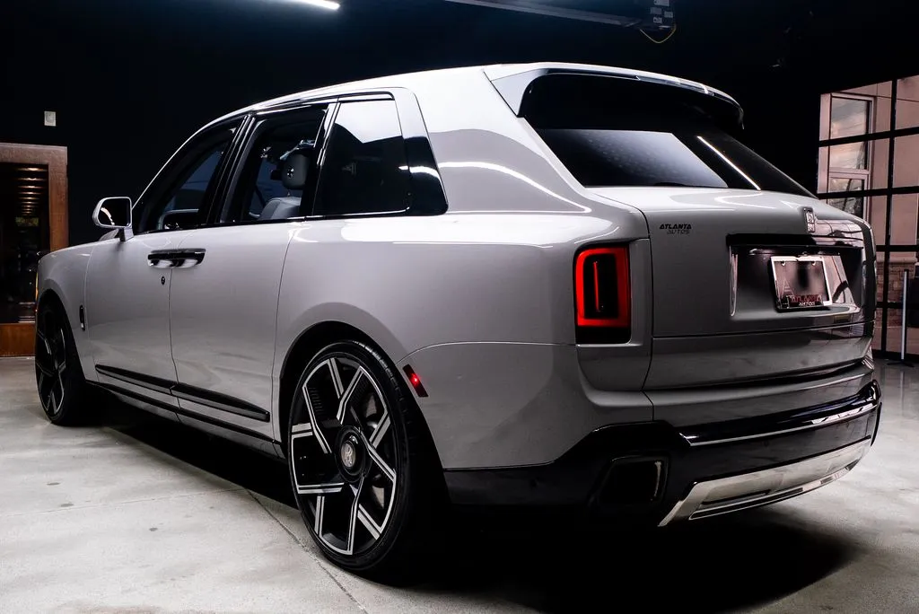 Rolls-Royce Cullinan photo 26