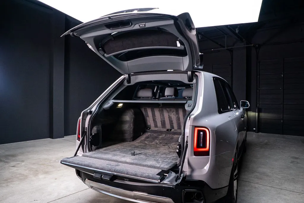 Rolls-Royce Cullinan photo 57
