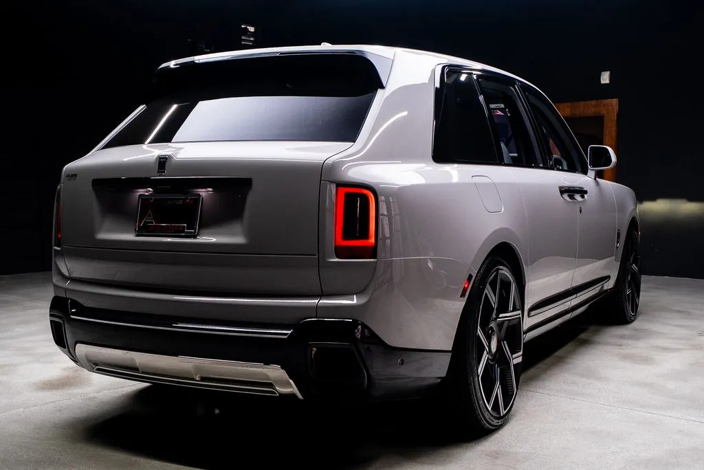 Rolls-Royce Cullinan photo 23