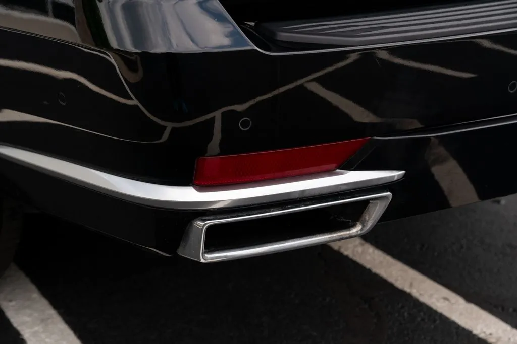 Cadillac Escalade ESV photo 19