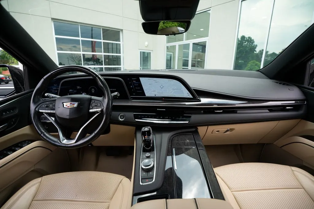 Cadillac Escalade ESV photo 47