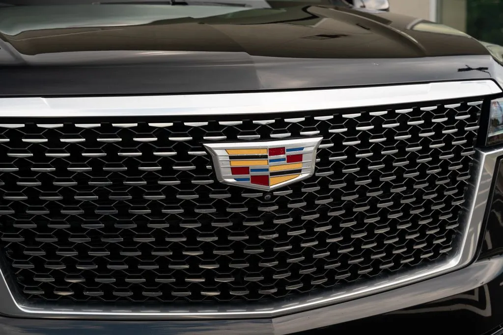 Cadillac Escalade ESV photo 6