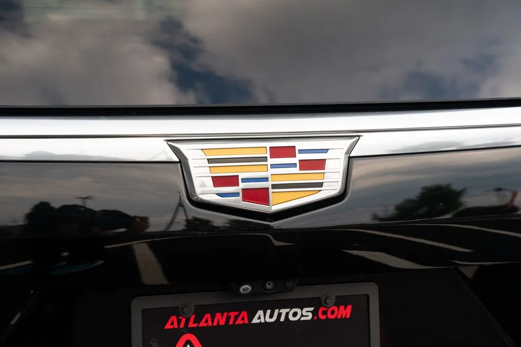 Cadillac Escalade ESV photo 16